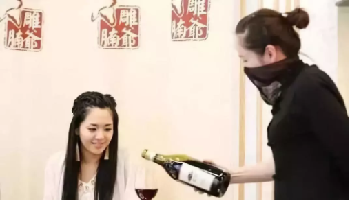 1 495 怎样能让用户爱上看广告？