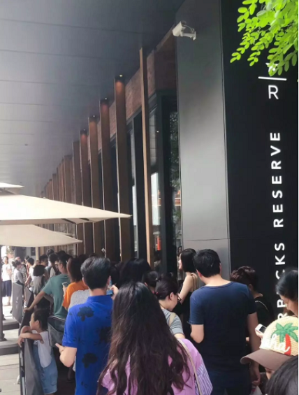 1 448 开始做外卖的星巴克不再是第三空间了