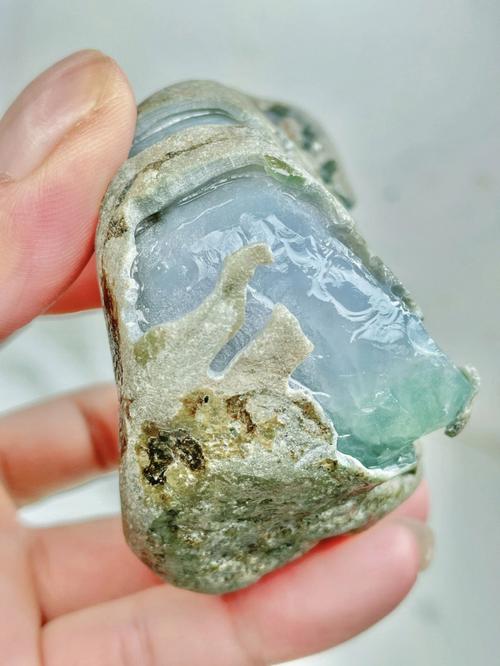 为什么只有缅甸有大量翡翠原石（缅甸为何有那么多翡翠矿石）